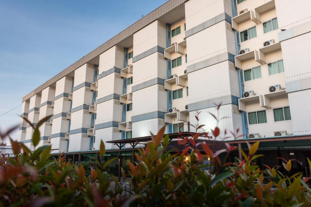 Mayflower Grand Hotel Korat Nakhonratchasima Exterior foto